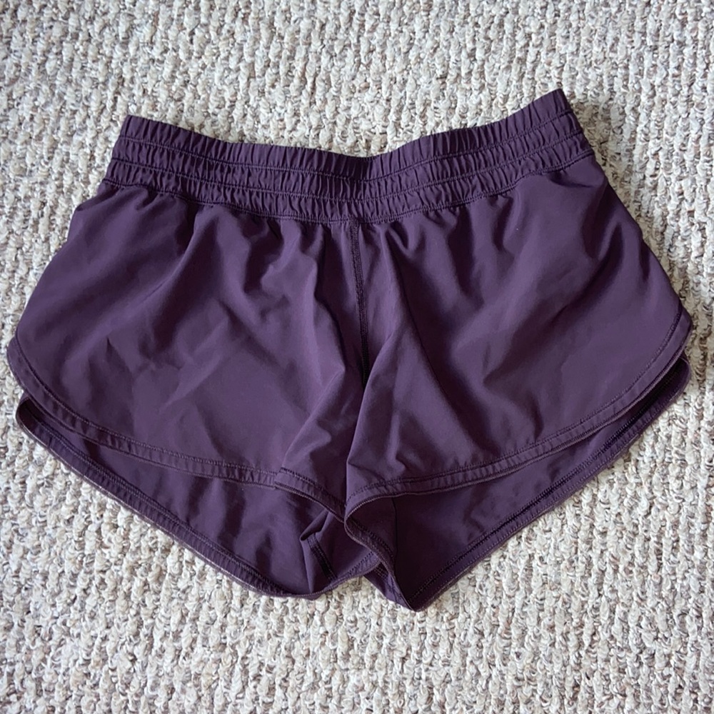 lululemon “seek the heat” shorts size 4